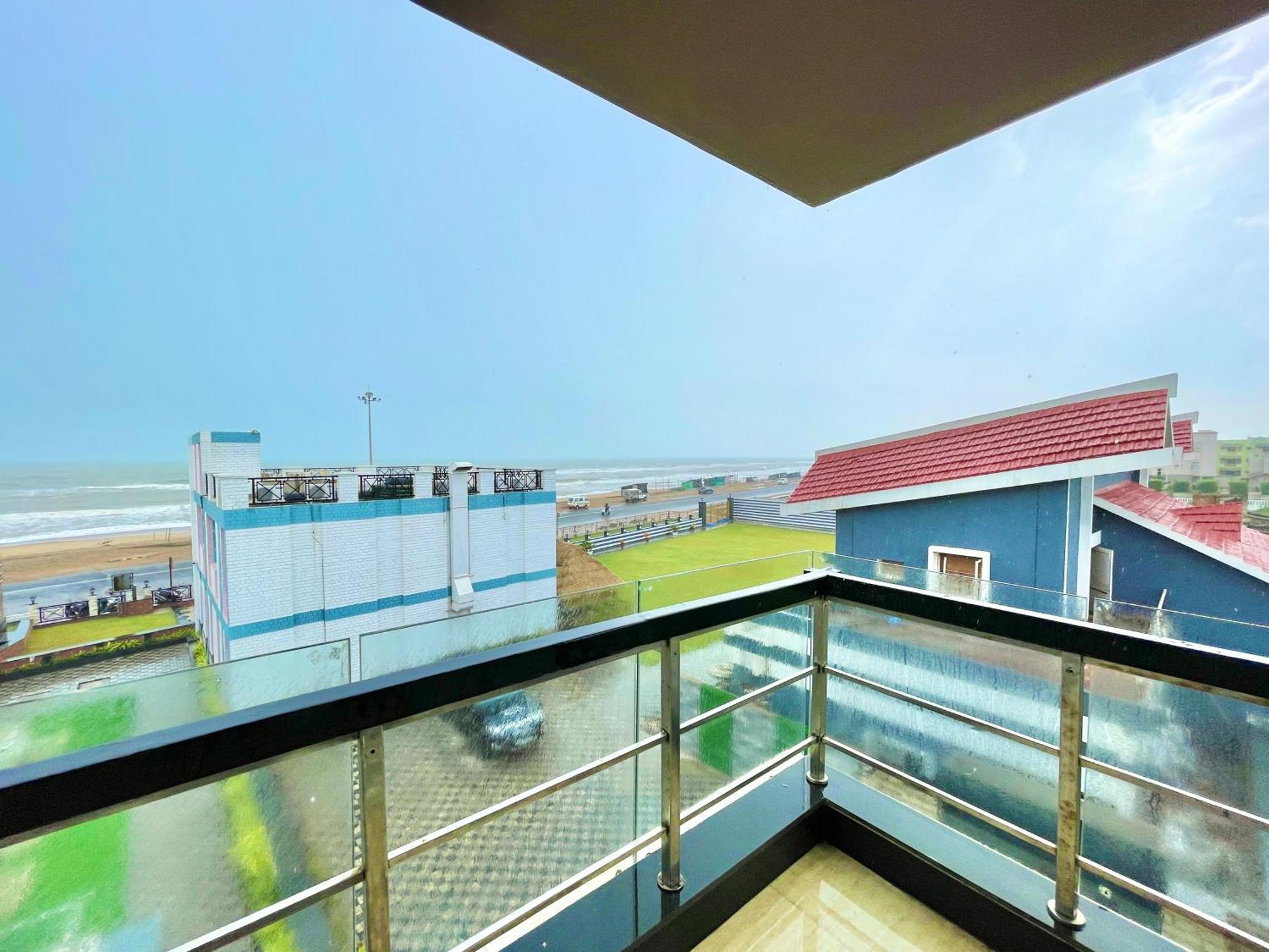 Puri Hotel G R P Puri, A Premier Beachfront Luxury Hotel Sea Beach And Temple Fully Air Conditioned Hotel With Lift-Wifi-Parking And Swimming-Pool, Breakfast Included, Best Hotel In Puri Exterior foto